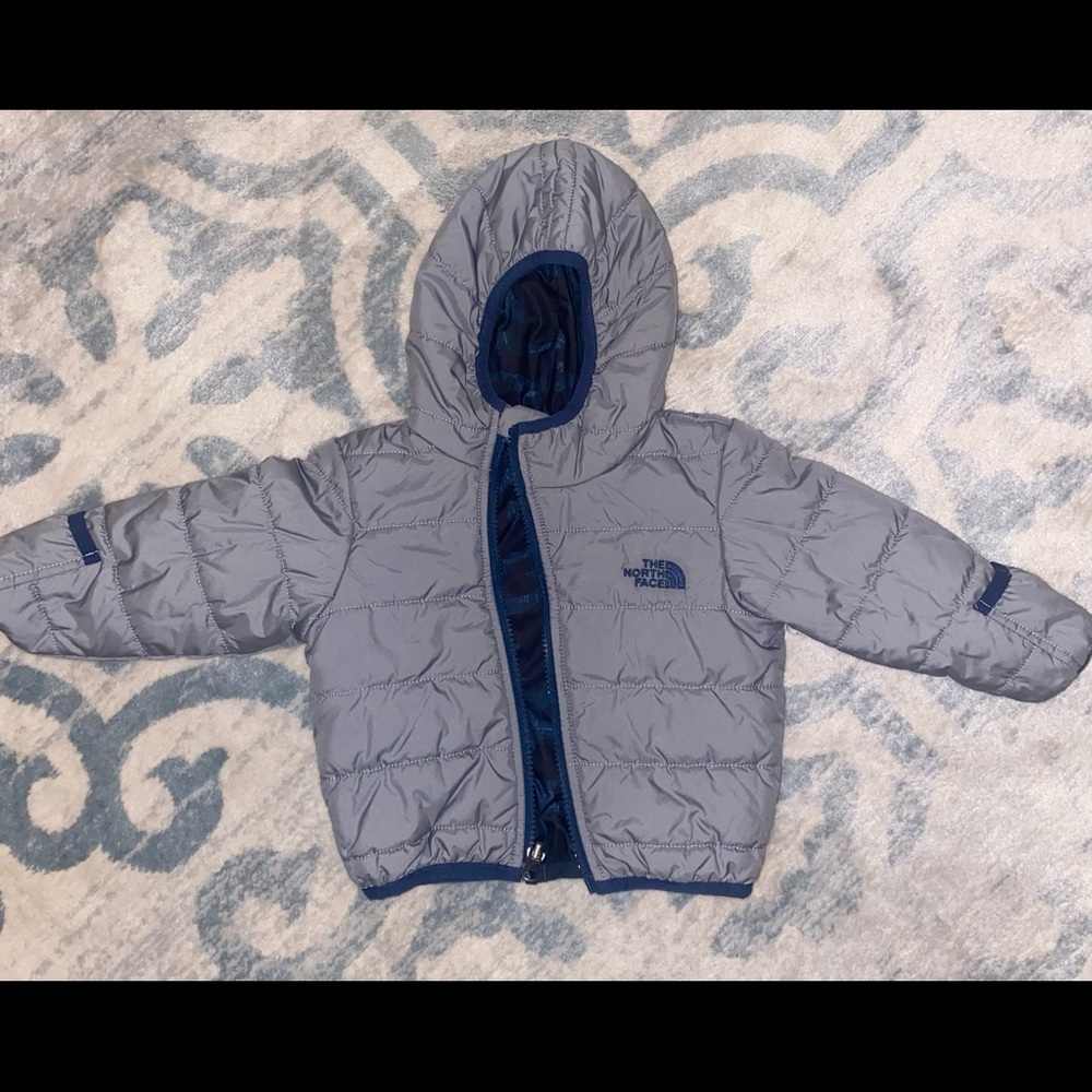 North Face Reversible Perrito Insulated Jacket Size 6-9 months